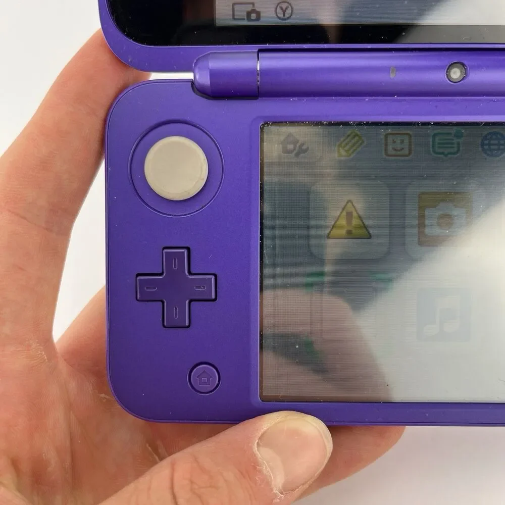 Nintendo 2DS XL Purple Handheld Console Nintendo 4GB Touchscreen JAN-001